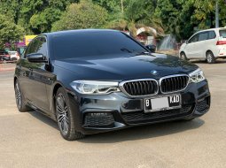 BMW 5 Series 530i M Sport 2020 1