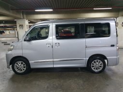 Daihatsu Luxio 1.5 X A/T 2015 gresss siap pakai 8