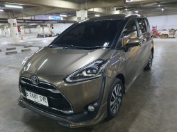 Toyota Sienta Q Automatic 2019 gresss low km