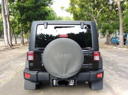 JEEP WRANGLER 3.8L BENSIN AT 2011 HITAM 4