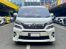 Toyota Vellfire ZG 2014 Putih