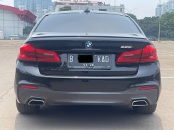 SIAP PAKAI&BERGARANSI!! 2020 BMW 530i M SPORT AT HITAM 5