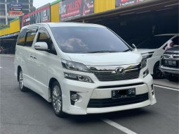 Jual mobil Toyota Vellfire 2014