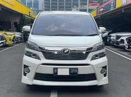 Toyota Vellfire ZG Audioless 2014