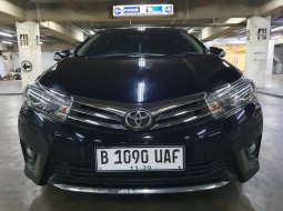 Toyota Corolla Altis 1.8 V AT 2015 gresss 8