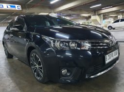 Toyota Corolla Altis 1.8 V AT 2015 gresss 9