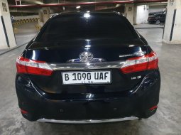 Toyota Corolla Altis 1.8 V AT 2015 gresss 5