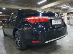 Toyota Corolla Altis 1.8 V AT 2015 gresss 21