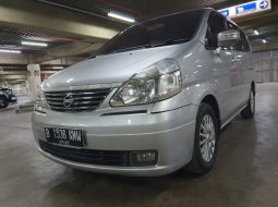 Nissan Serena Highway Star automatic 2008 siap pakai