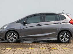 Honda Jazz RS 1.5 AT 2020	Abu - Pajak Panjang - Penawaran Spesial 9