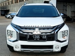 JUAL Mitsubishi Xpander Cross Premium AT 2021 Putih