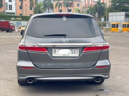 SIAP PAKAI HONDA ODYSSEY 2.4 AT GREY 2012 PROMO 5