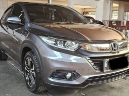 Honda HRV E A/T ( Matic ) 2021 Abu2 Mulus Km 18rban Siap Pakai 6