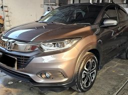 Honda HRV E A/T ( Matic ) 2021 Abu2 Mulus Km 18rban Siap Pakai 5