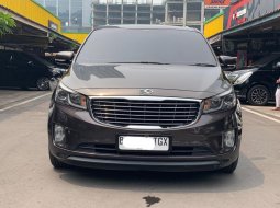 KIA GRAND SEDONA ULTIMATE 2017