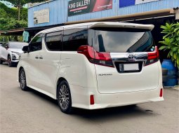 Toyota Alphard SC 2016 Putih 5