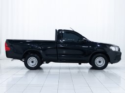 TOYOTA HILUX (ATTITUDE BLACK)  TYPE PICK UP SINGLE CABIN 2.5 M/T (2018) 3