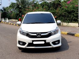 Honda Brio E CVT 2022 putih matic km 9 rban tangan pertama dari baru cash kredit proses bisa dibantu