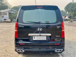 Hyundai H-1 Royale 2.4 at 2018 Hitam 4