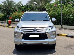 Mitsubishi Pajero Sport Dakar 4x2 AT 2021 silver km 55rban pajak panjang sunroof cash kredit bisa