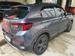 Honda WR-V RS CVT with Honda Sensing 2023 Abu abu 4