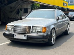 Mercedes-Benz 300CE C124 3.0 Automatic 1989 2