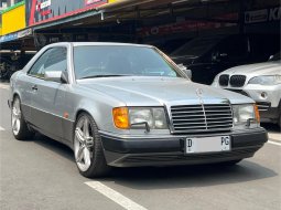 Mercedes-Benz 300CE C124 3.0 Automatic 1989 5