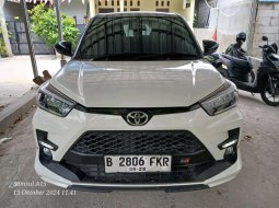 Toyota Raize 1.0T GR Sport AT 2023 Putih