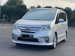 NISSAN SERENA HWS AT SILVER 2013 3