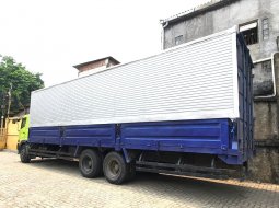 Reg 2020 +banBARU MURAH Hino tronton 6x2 FL 235 JW Wingbox 2019 3