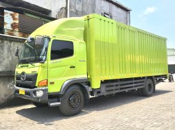 MULUS+banBARU MURAH Hino engkel 4x2 FG 235 JP box besi 2018 bok 2