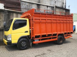 Mitsubishi fuso engkel FM517HL Box aluminium 2013  box banyak pintu memudahkan bongkar muat.  kabin 