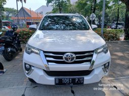 Toyota Fortuner 2.4 VRZ AT 2020 Putih