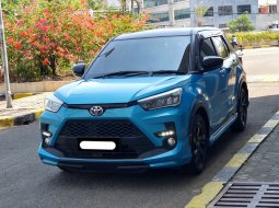 Toyota Raize 1.0T GR Sport CVT (Two Tone) 2021 biru matic cash kredit proses bisa dibantu