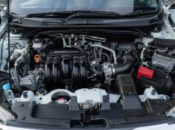 Honda BR-V E 1.5	AT 2023	Putih - Dokumen Lengkap - Mobil Murah Bergaransi 4