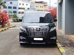 Toyota Alphard 2.5 NA 2017 hitam sc alles km 35 ribuan