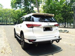 TOYOTA FORTUNER VRZ TRD AT PUTIH 2019 6