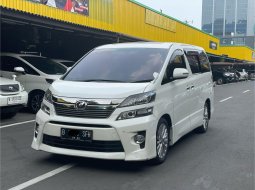 Toyota Vellfire ZG 2014 MPV