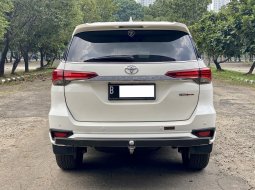 Toyota Fortuner 2.4 TRD AT 2019 Putih 5