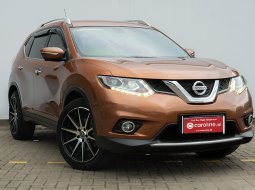 NISSAN X-TRAIL 2.5 AT 2015 -  B1704BIY