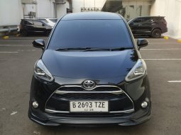 Toyota Sienta Q CVT Hitam 2017 KM 70Rbuan TGN PERTAMA Mulus MEsin Dijamin Gak Bekas NAbrak BAnjir