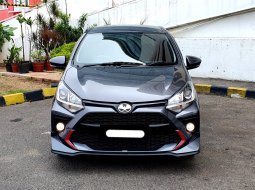 Toyota Agya 1.2 GR Sport M/T Abu-abu