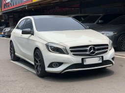 Mercedes-Benz A-Class A 200 2013 5