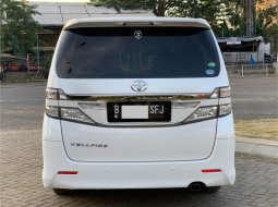 Toyota Vellfire Z Golden Eye 2015 4