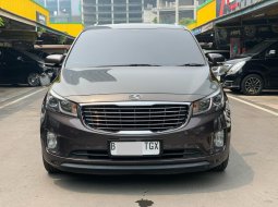 Kia Grand Sedona Ultimate 2017