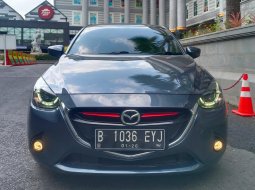 Mazda 2 R Skyactiv 2015