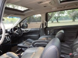 Nissan Elgrand Highway Star 2013 Hitam 8