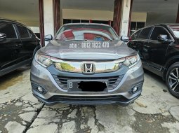 Honda HRV E  AT ( Matic ) 2021 Abu²  Tua Km Antik low 18rban An PT  Jakarta barat