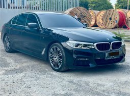 BMW 5 Series 530i 2020 Sedan 3