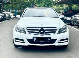 MERCEDES BENZ C300 AMG LUXURY AT WHITE 2013